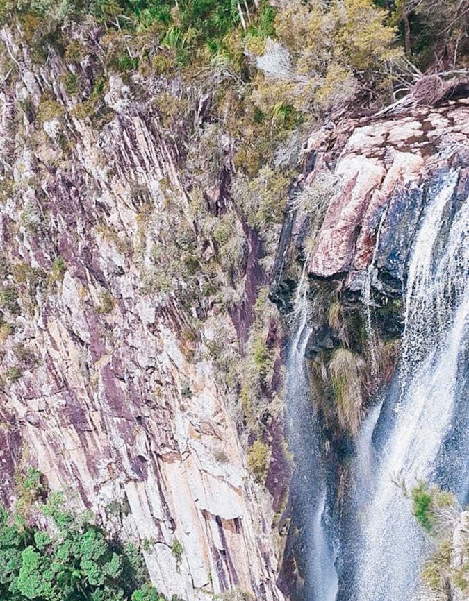 Waterfall Minyon Falls 